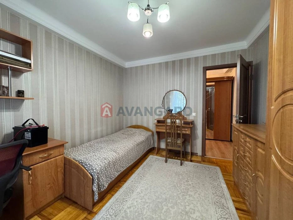 Продаж 3 кімнатної чешки заїзджай/живи по вул.Шкільна