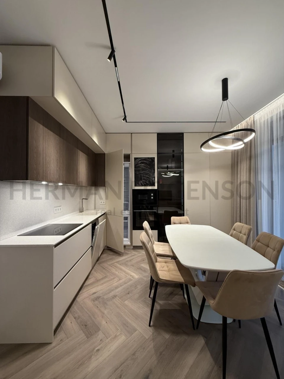 Продаж 2к квартири 74 м.кв / ЖК Residents Park, Набережна