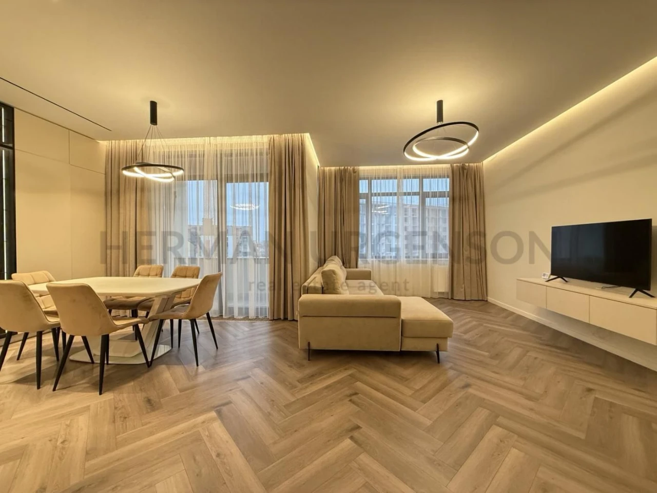 Продаж 2к квартири 74 м.кв / ЖК Residents Park, Набережна