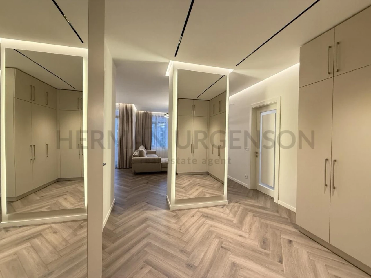 Продаж 2к квартири 74 м.кв / ЖК Residents Park, Набережна