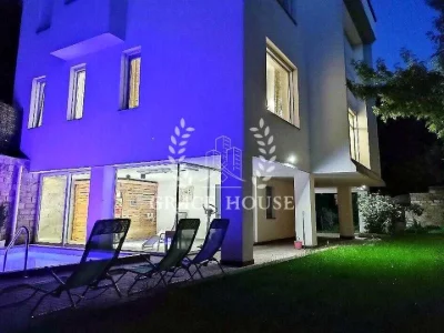 House. Kuchmin Yar Street