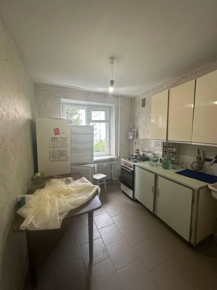 Продам 1 комнатную квартиру на Люстдорфской дороге