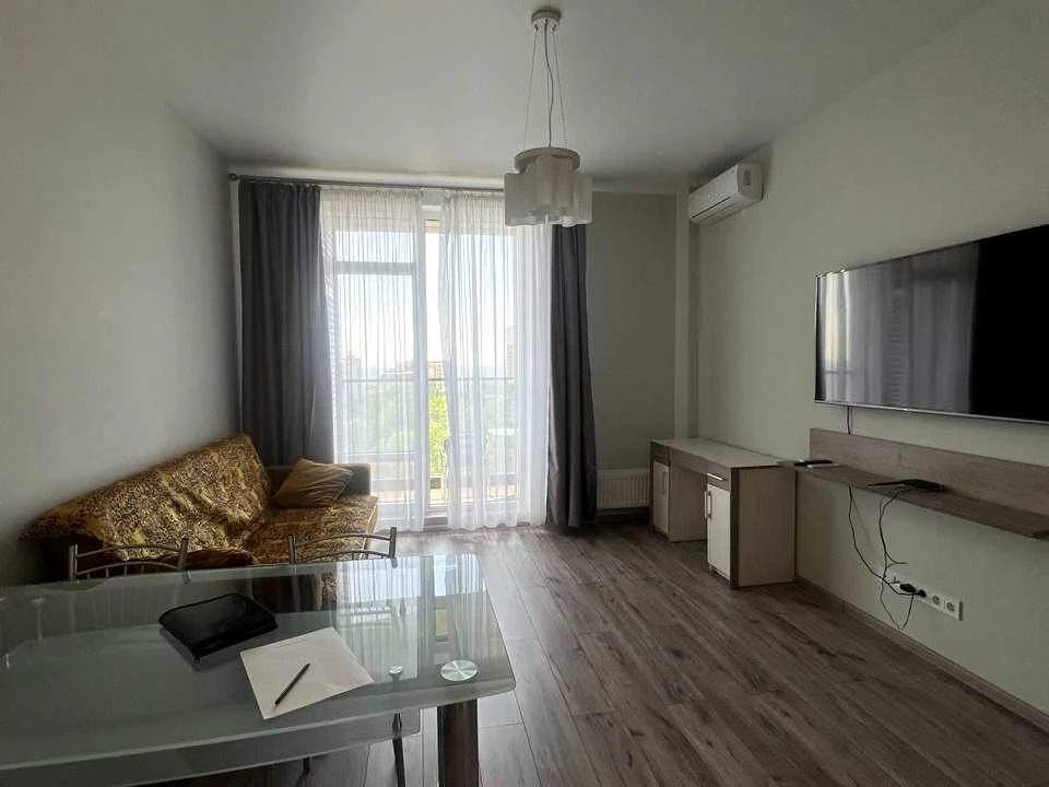 Apartment. Odessa, French Boulevard.