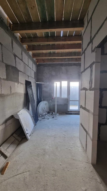 Таунхаус 47 м² зі своєю зоною барбекю | Всі комунікації, газ