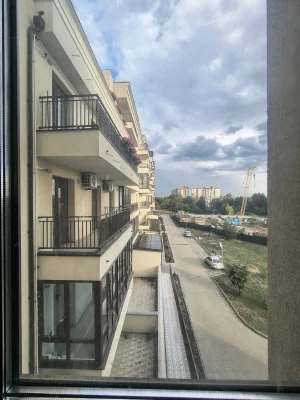 Selling 3-room new building in Viennese, ready, without tax