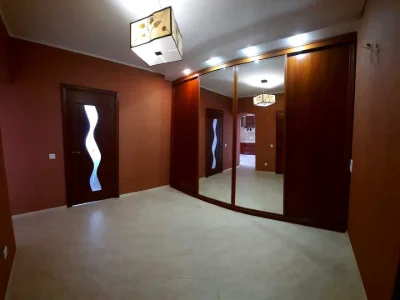 Квартира. Киев, Кадетский Гай ул.