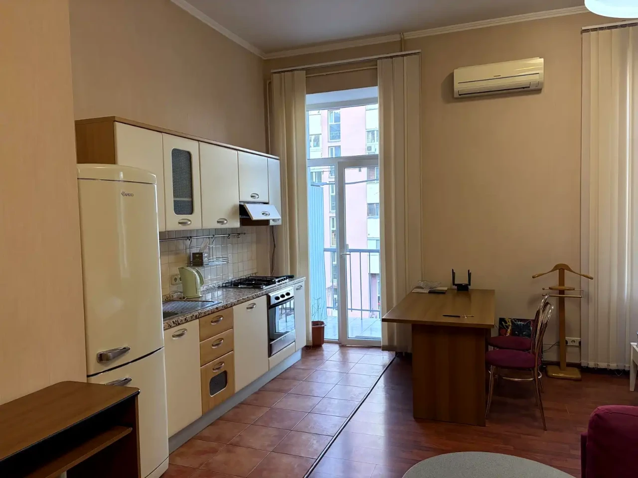 Студія на 42,5 м² в 3-му поверсі