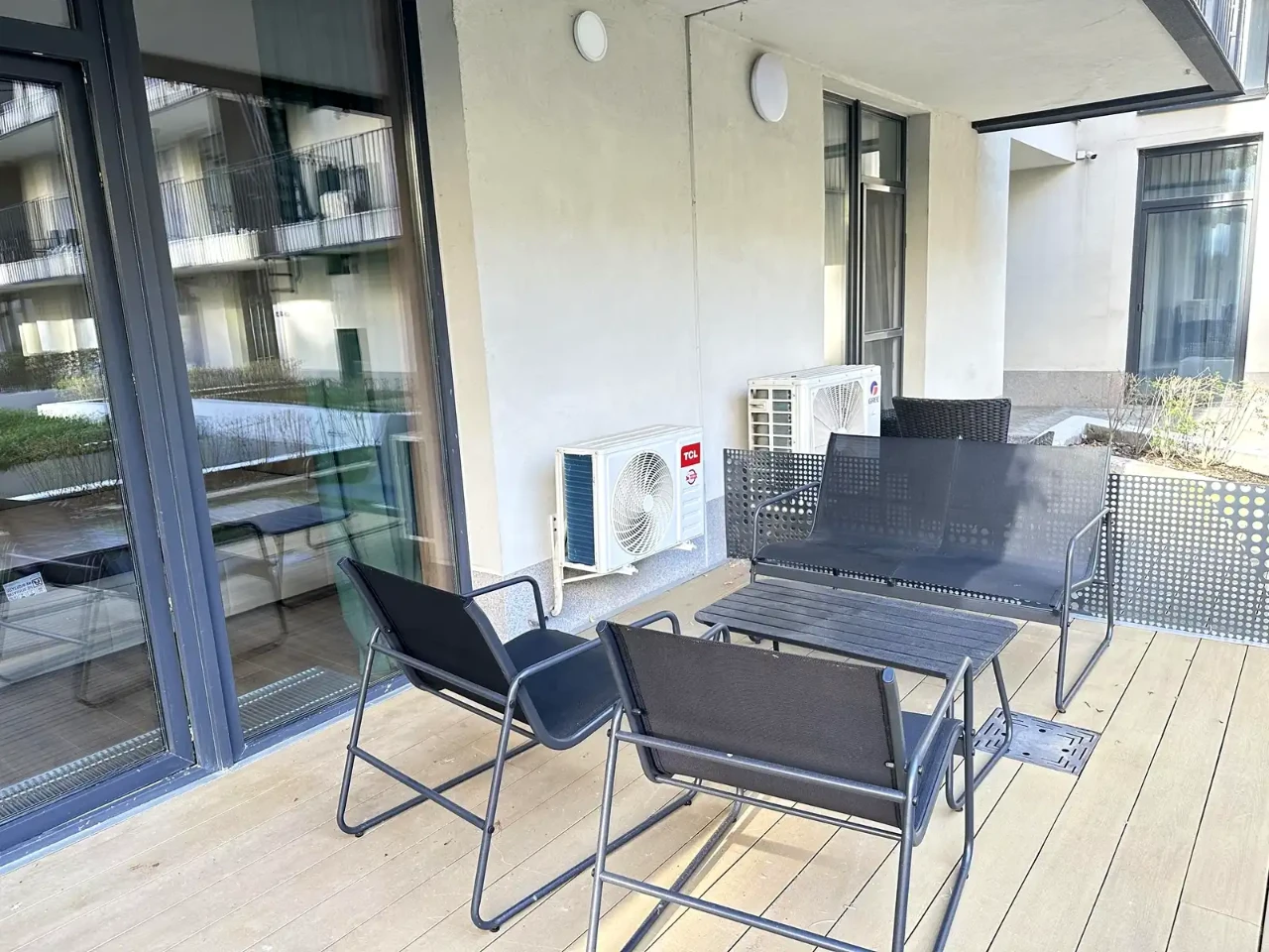 Rent 2-bedroom apartment 46 m² on the 2nd floor