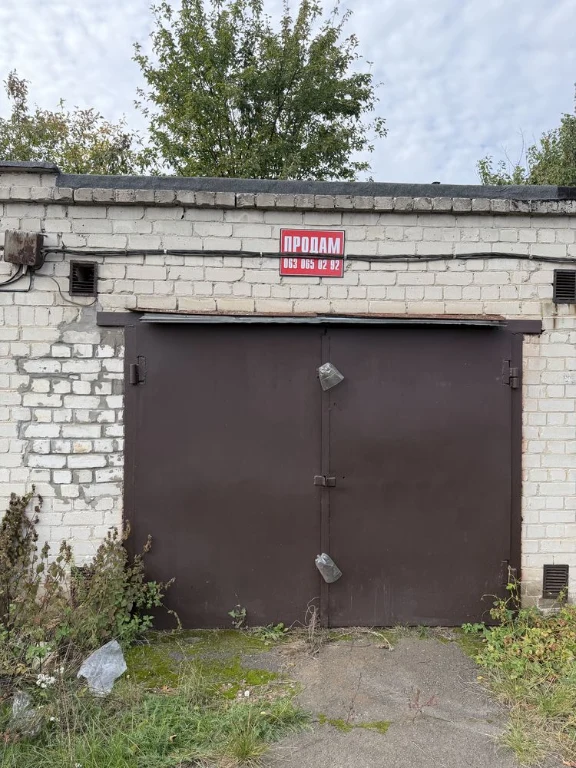Продам капітальний цегляний гараж АК 17, Ялівщина!