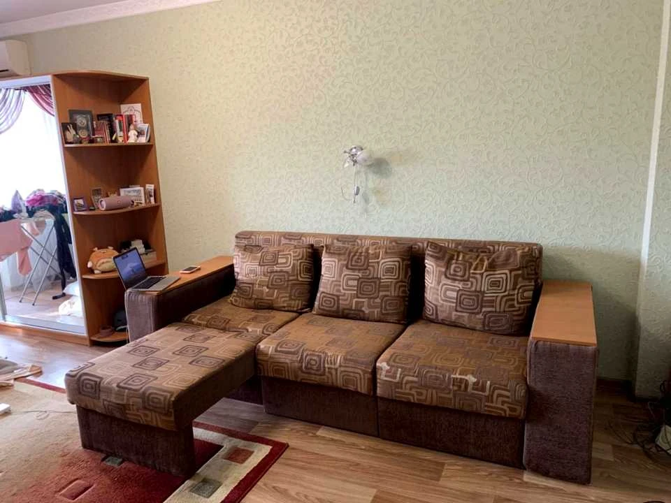 Apartment. Dnipro, Levka Luk'yanenka st.