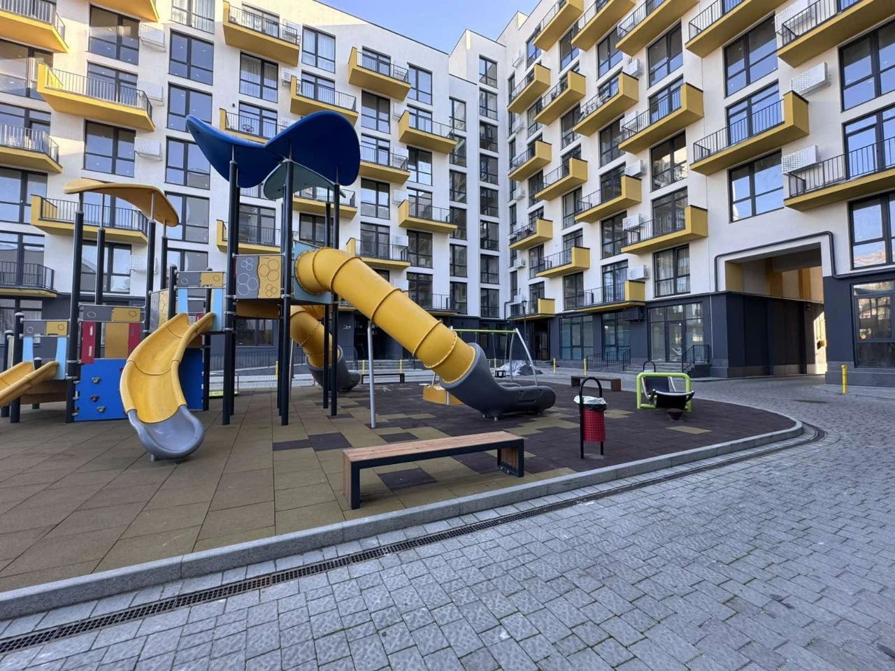 Продажа 1-комнатной квартиры в новостройке ЖК "Ауроум Спарк" на Навроцького