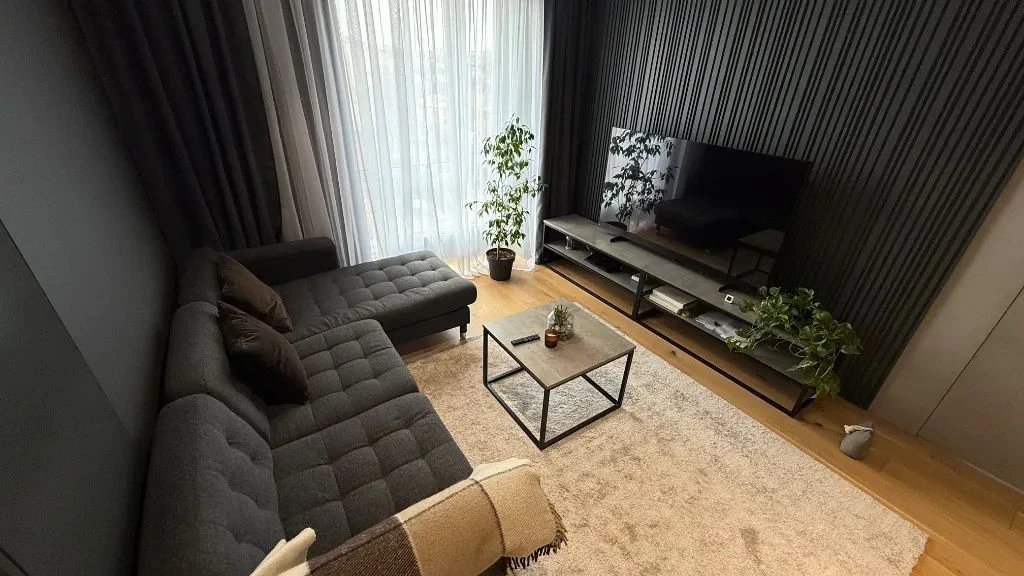 For Sale: 3-Bedroom Apartment, Center, Palermo Residence