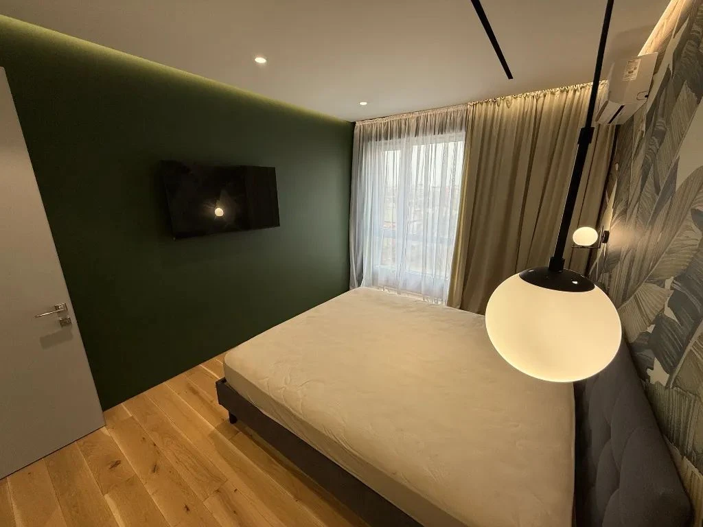 For Sale: 3-Bedroom Apartment, Center, Palermo Residence