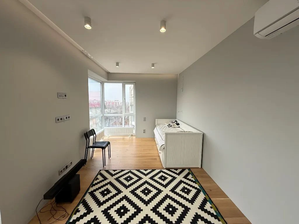 For Sale: 3-Bedroom Apartment, Center, Palermo Residence