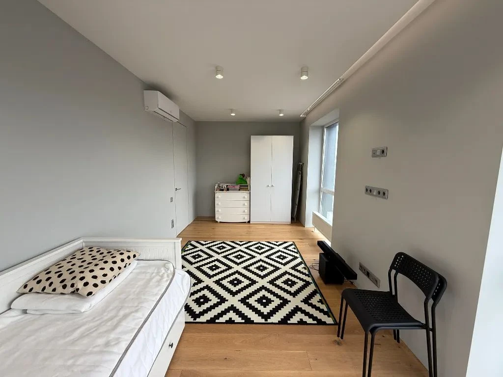 For Sale: 3-Bedroom Apartment, Center, Palermo Residence