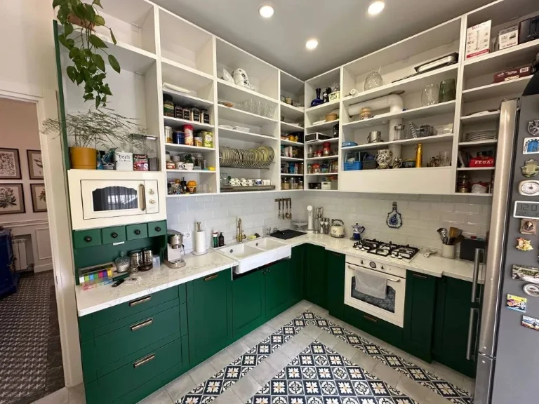 For Sale: 2-bedroom apartment, Center