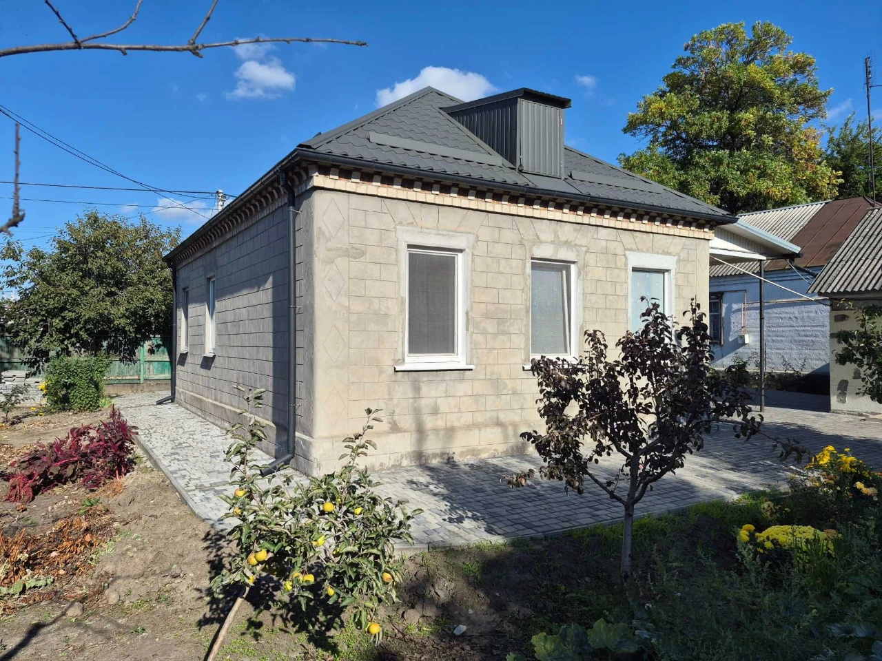 For sale house on V. Krichevsogo Street, near Frunzensky district