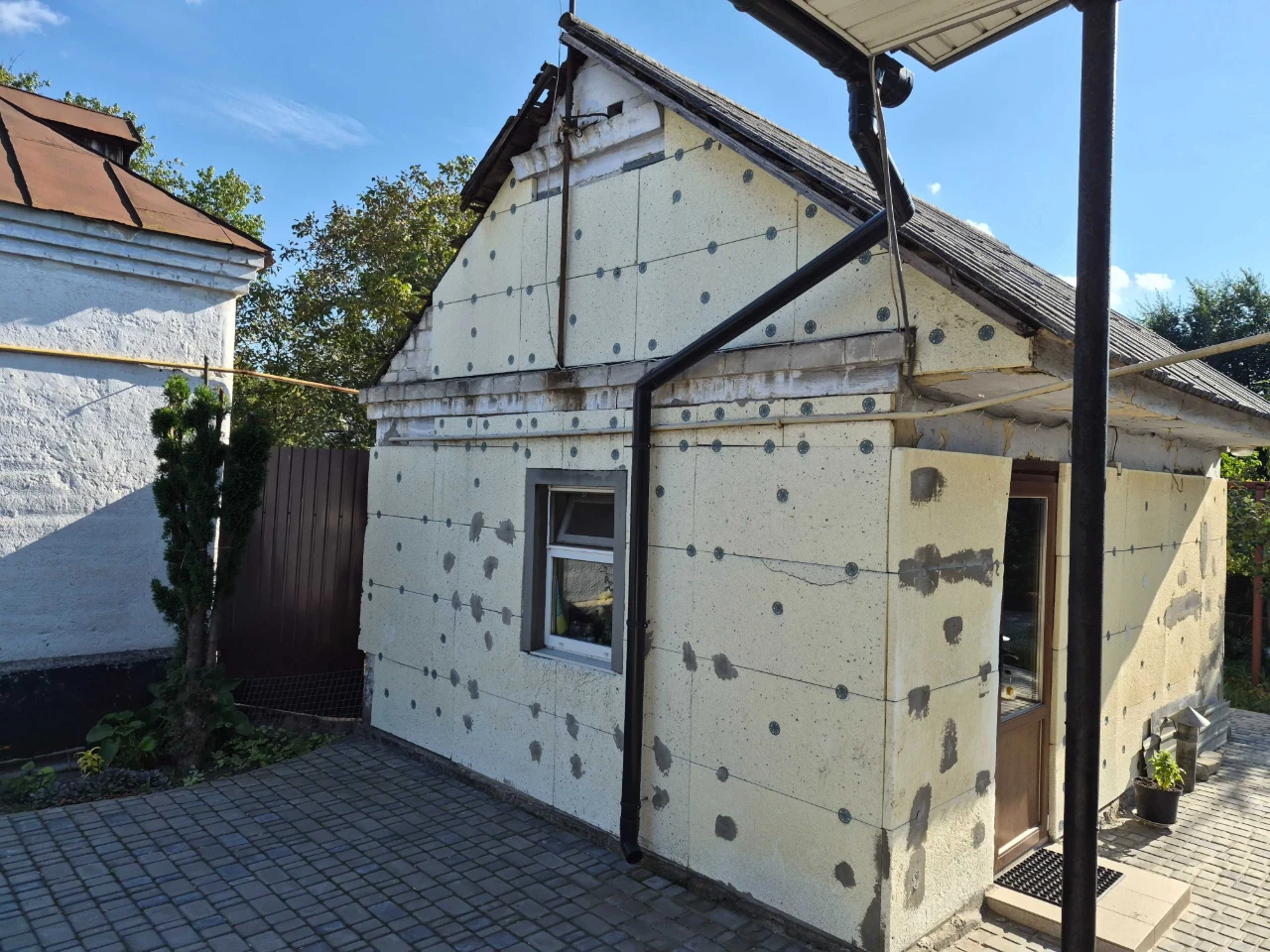 For sale house on V. Krichevsogo Street, near Frunzensky district