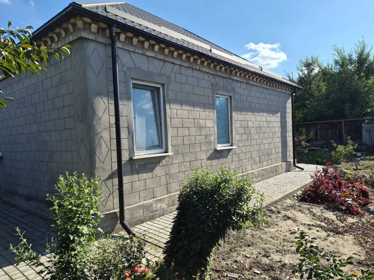 For sale house on V. Krichevsogo Street, near Frunzensky district