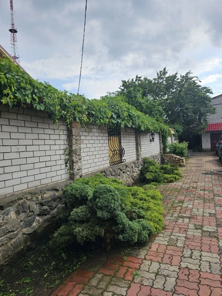 Продажа дома на Гагарина , не в балке . Отличный вариант для