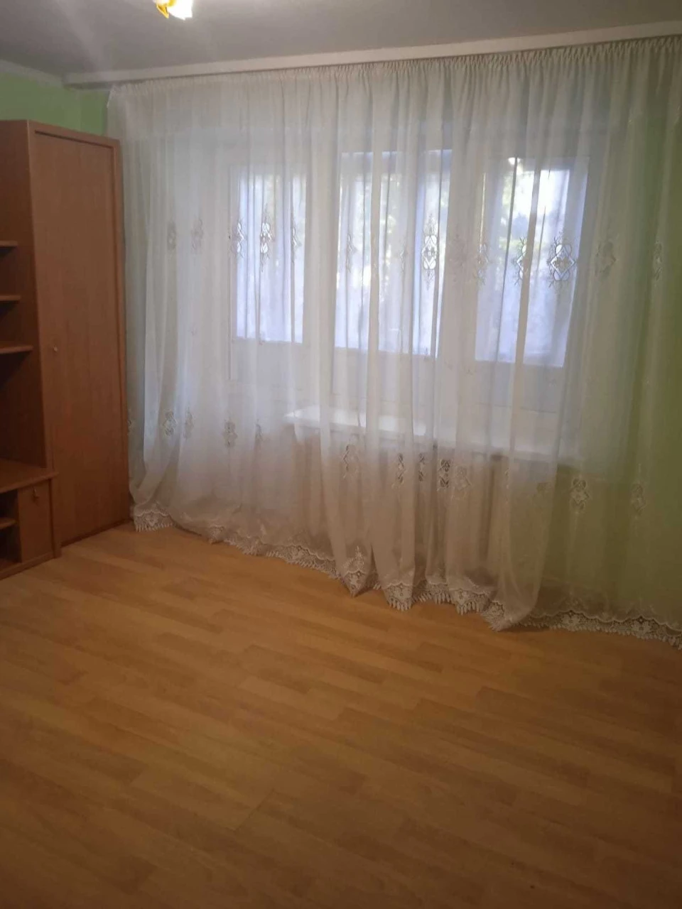 Продам 1-кімнатну квартиру, власник, Рівне, вул. Київська, 65, 1 поверх
