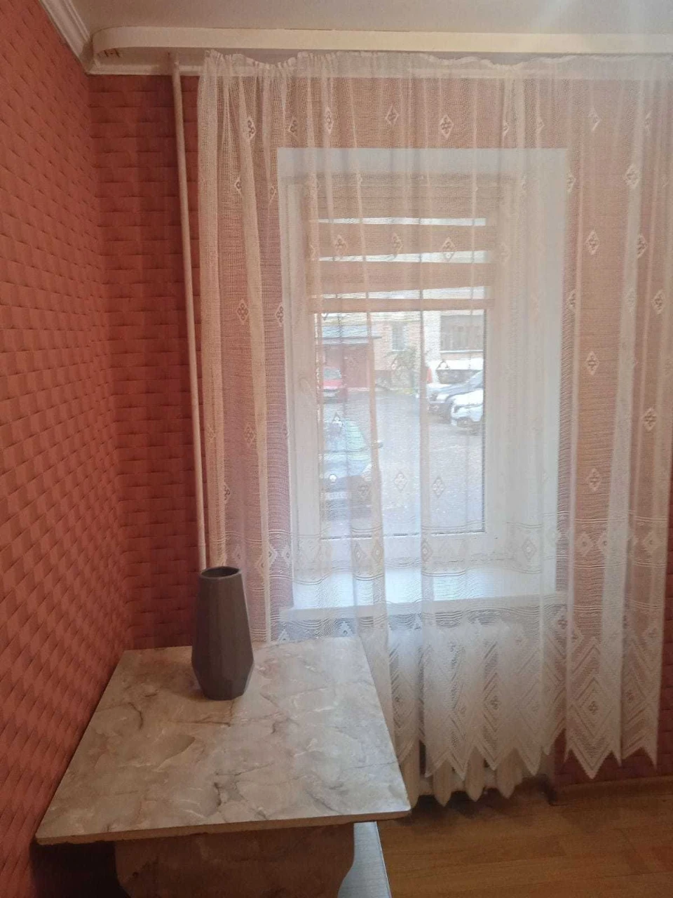 Продам 1-кімнатну квартиру, власник, Рівне, вул. Київська, 65, 1 поверх