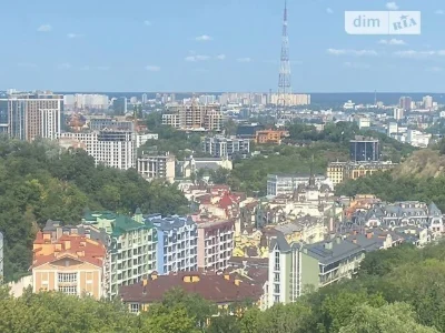 Sale of 8k apartment 328.5 sq. m on Velyka Zhytomyrska 20 street