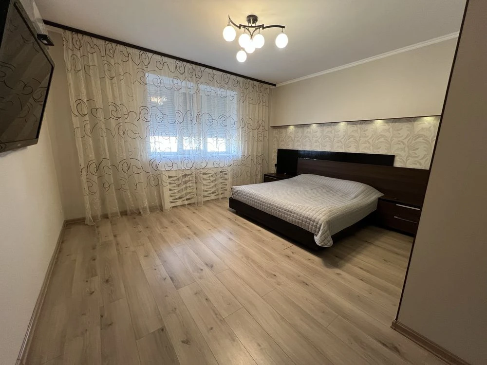 Продам 2-рівневу квартиру/таунхаус/6 слободская