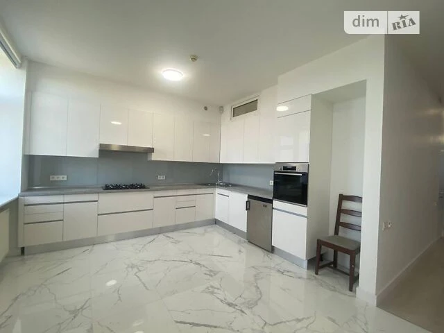 Sale of 8k apartment 328.5 sq. m on Velyka Zhytomyrska 20 street