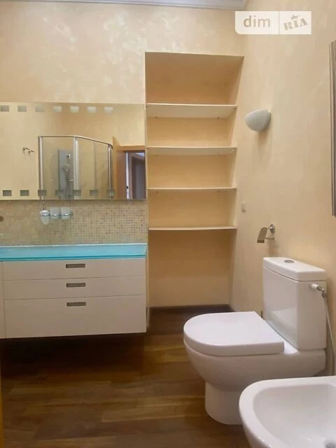 Sale of 8k apartment 328.5 sq. m on Velyka Zhytomyrska 20 street
