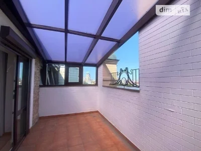 Sale of 8k apartment 328.5 sq. m on Velyka Zhytomyrska 20 street