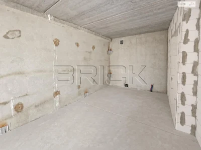 Sale of Apartment in Holosiiv