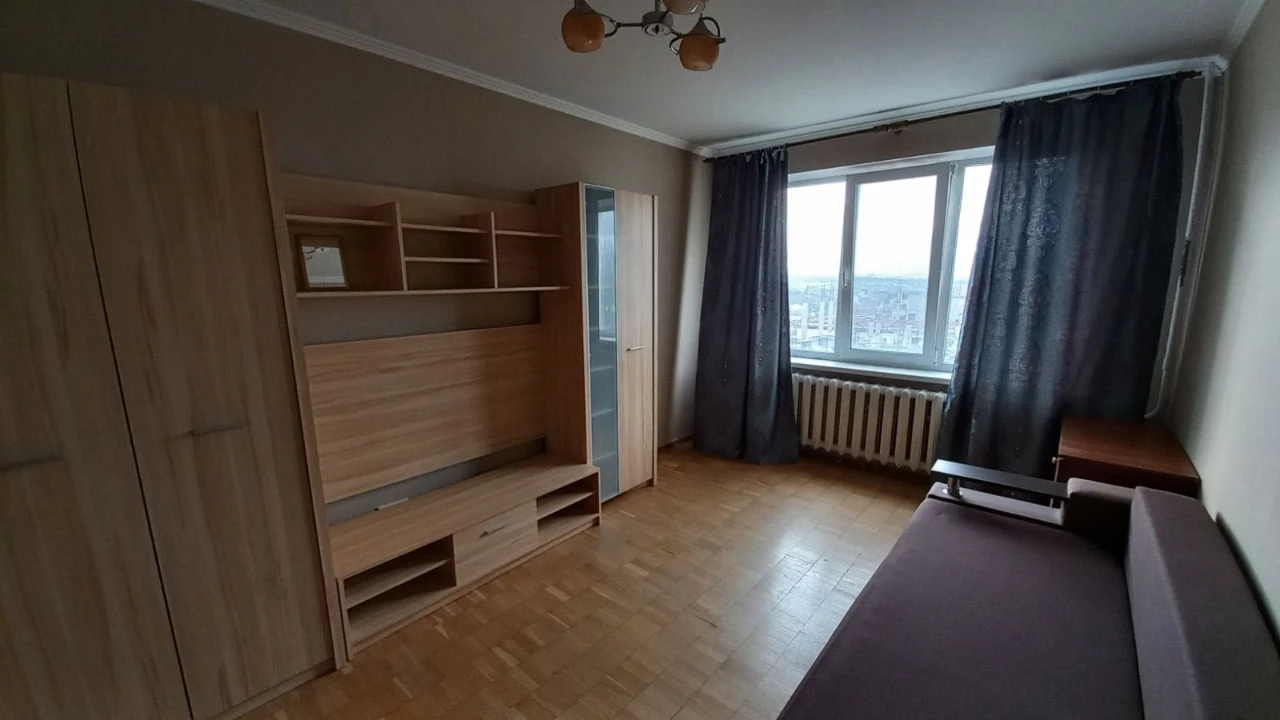 For Sale: 1-bedroom apartment on Zodchykh, 44