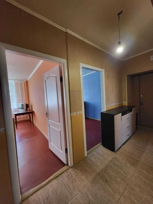 For sale: 3-room apartment 54 sq. m on Mikhail Komarov Street MV