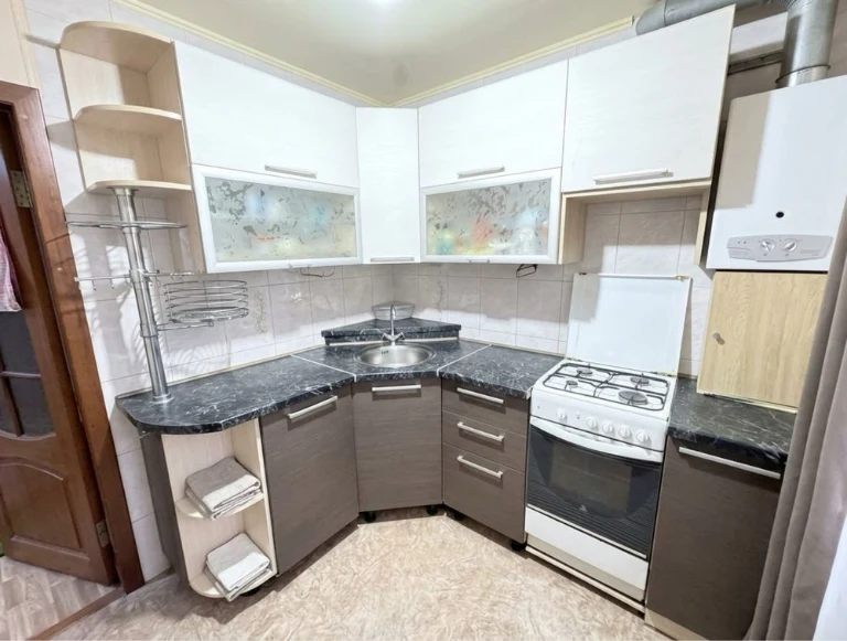 Продам 2ком квартиру Правый берег