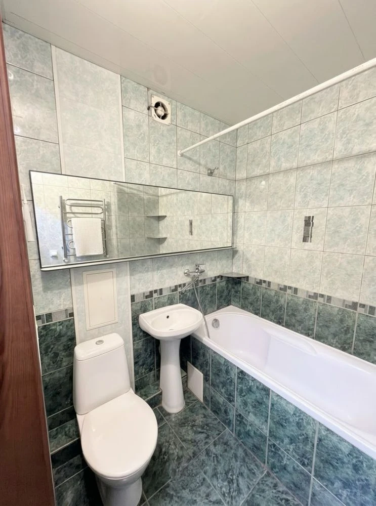 For Sale 2-room apartment on the Right Bank