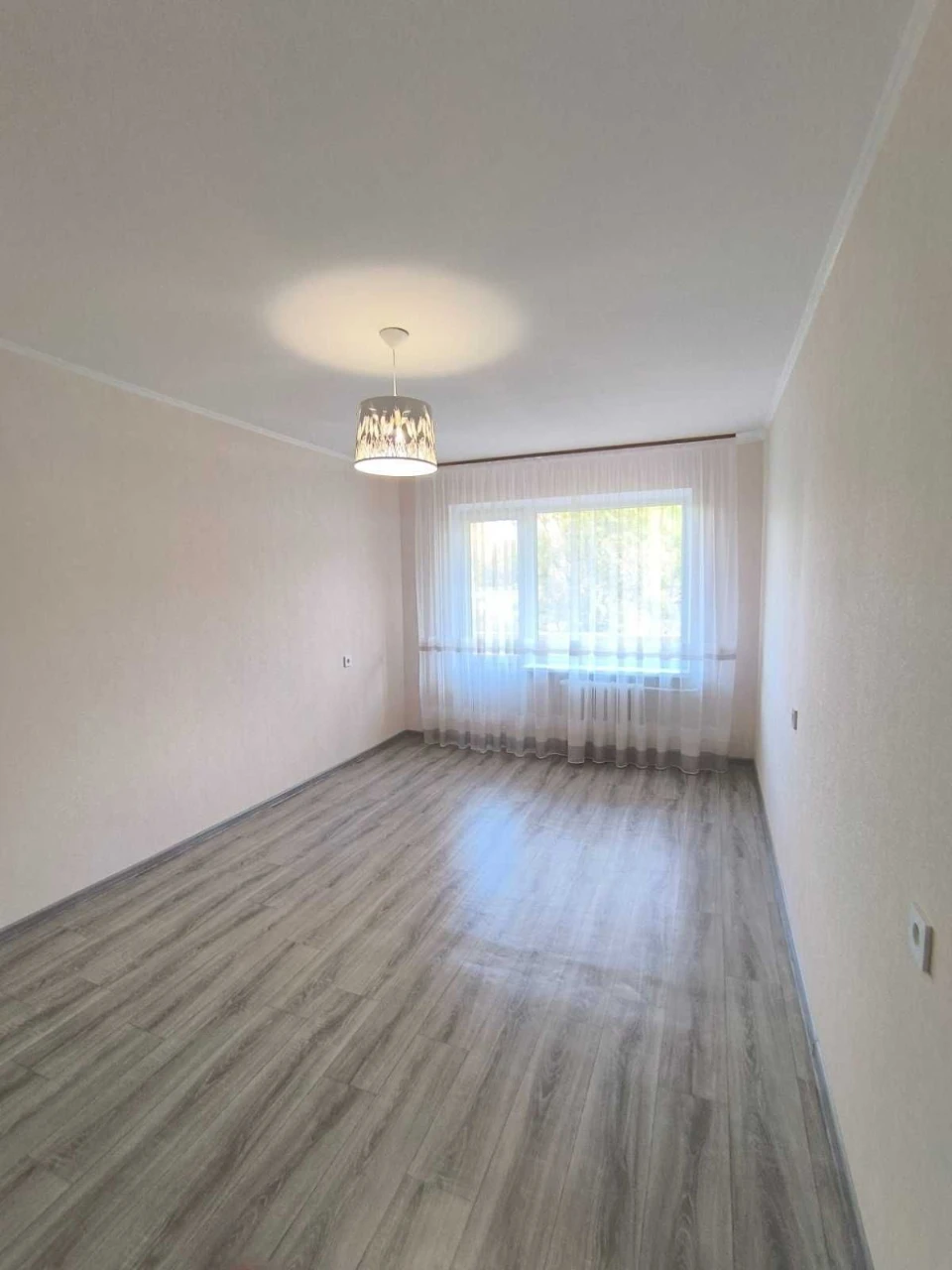 For Sale 1-bedroom apartment renovated in Taïrovo. Glushko/Korol