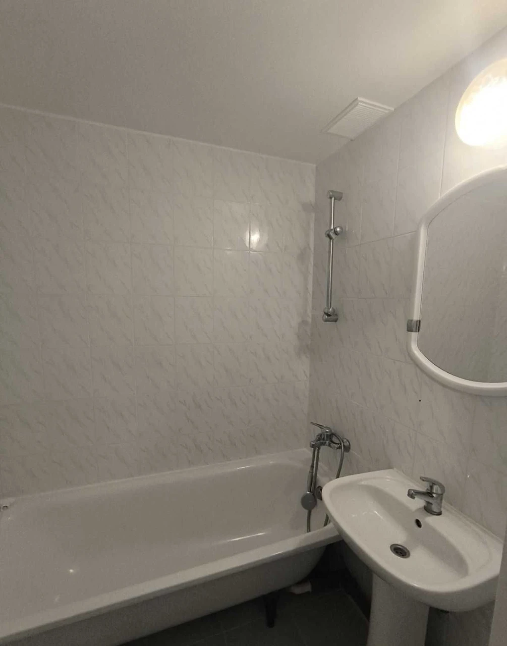 For Sale 1-bedroom apartment renovated in Taïrovo. Glushko/Korol