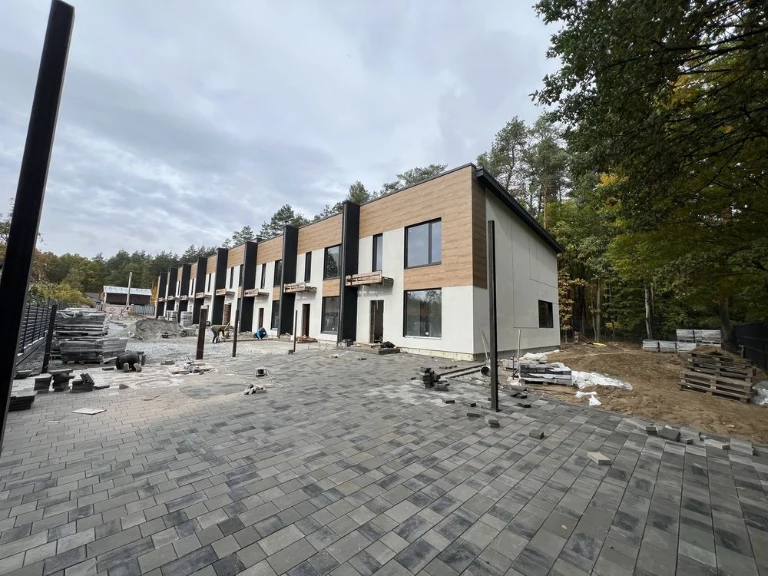 Таунхауси, будинки Ihouse Житомир Корабельна.