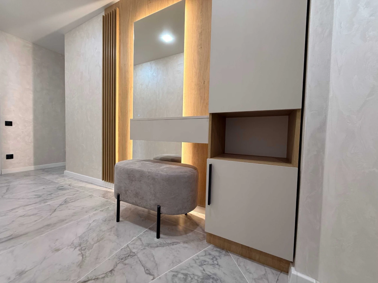 Apartment for sale, 88 sq.m. on the 2nd floor
