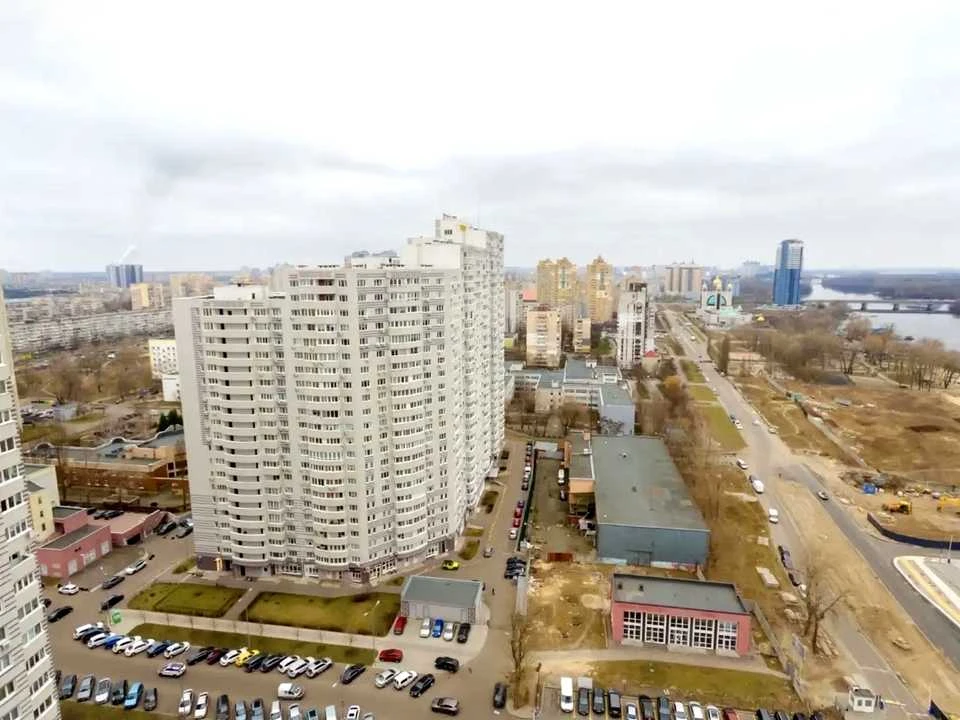 Квартира. Київ, Микільсько-Слобідська вулиця