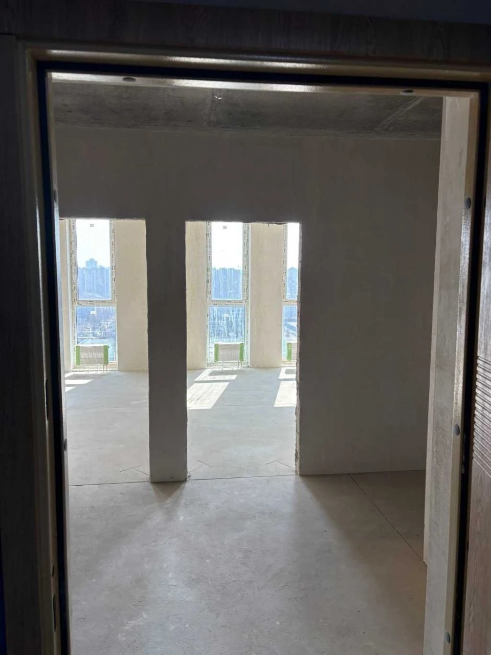 Продам двокімнатну квартиру (66 м²) у Києві, Дарницький райо