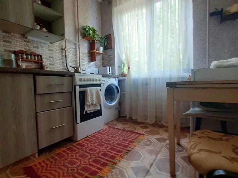 Apartment. 1-ya Tankovaya Brigada Street, Chernigov