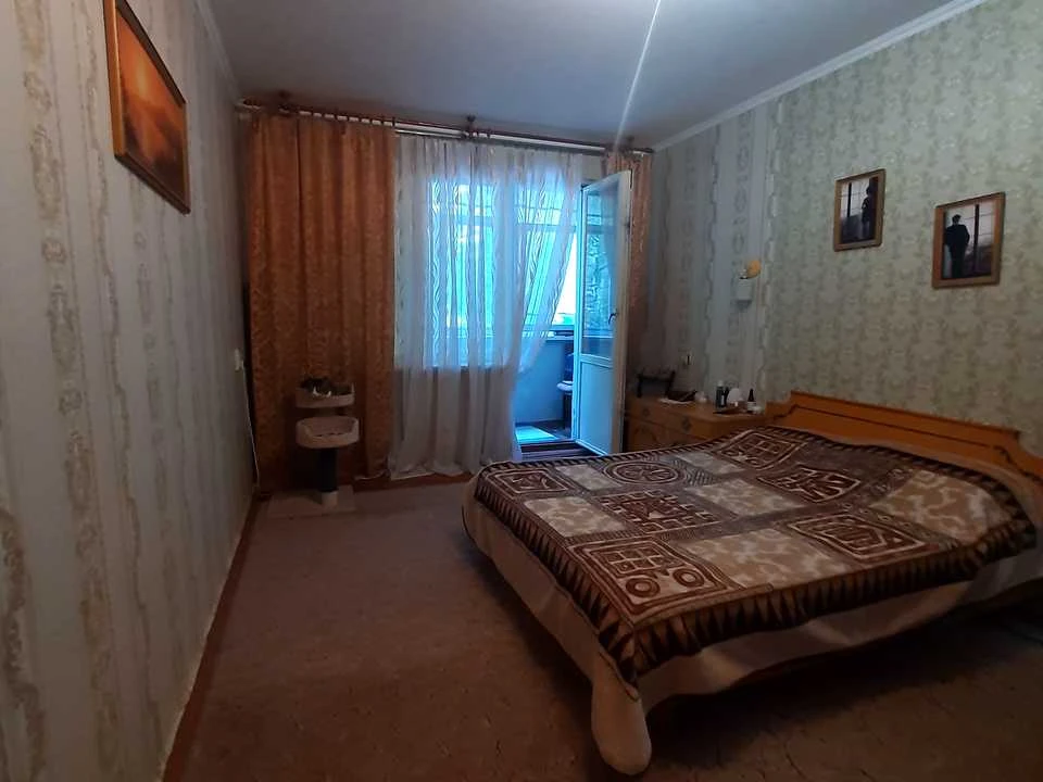 Apartment. 1-ya Tankovaya Brigada Street, Chernigov