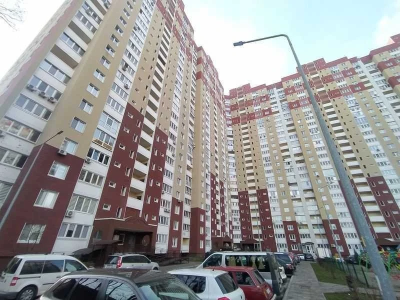 Rent 2-bedroom apartment 77 sq m, Yasynuvat Street, 11