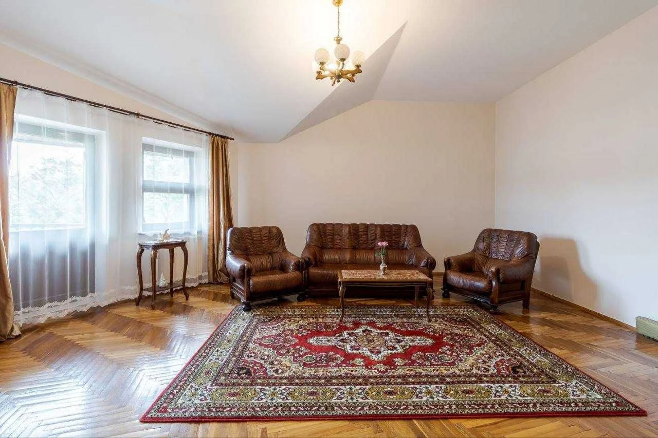 Exclusive 2-level apartment on вул. Свенціцького— 192 m²
