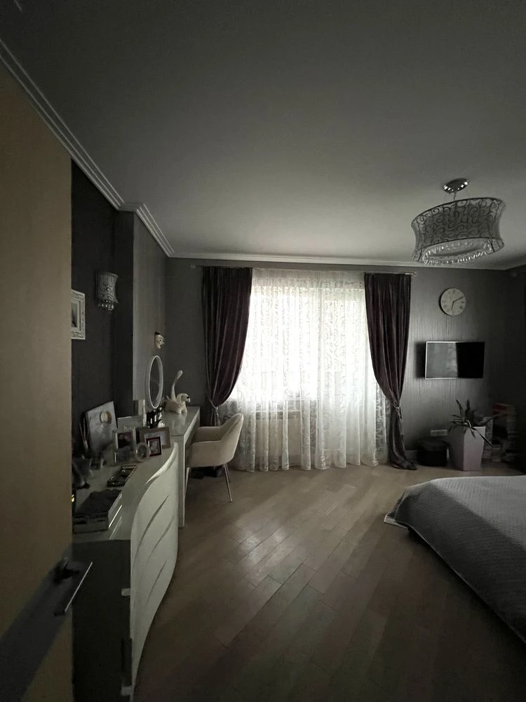 Продаж стильної 3к квартири 108 кв.м з дизайнерським ремонто