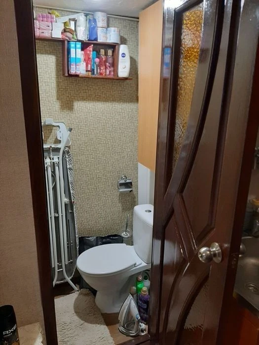 Direct sale of a one-room apartment! Communal apartment! B