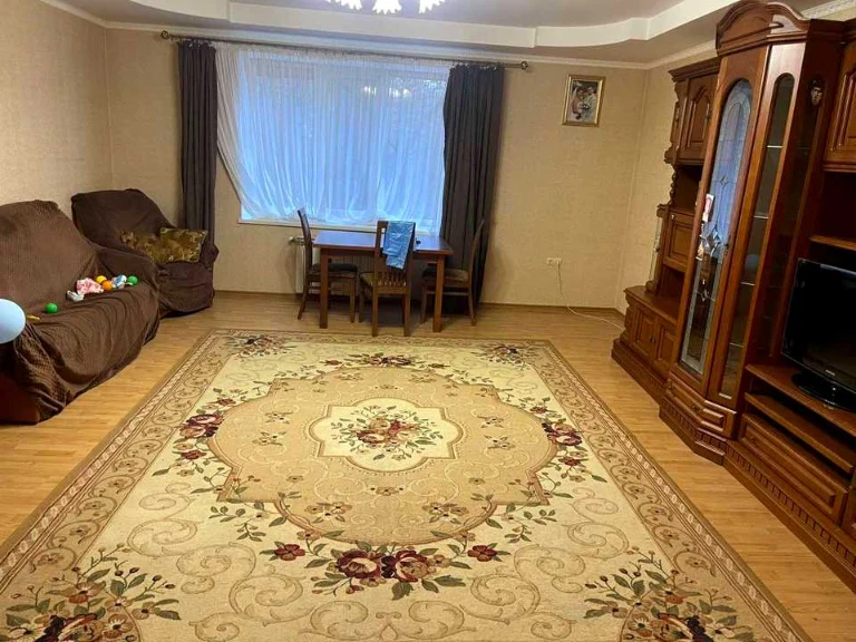 Apartment. Ivano-Frankivsk, Halychska st.