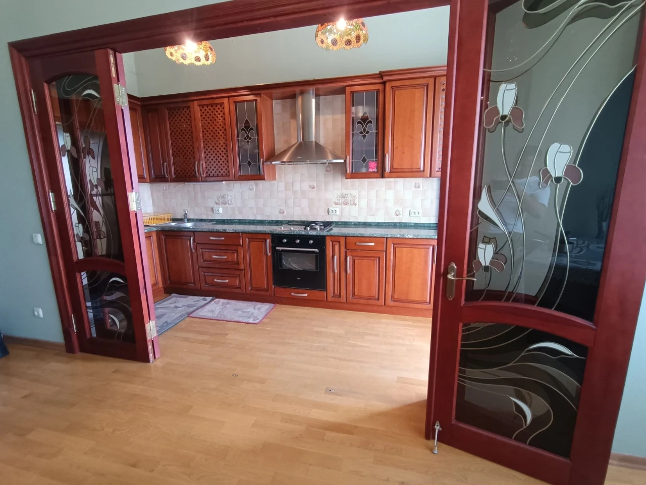 Apartment for sale 126 m² with two underground garages. From owner